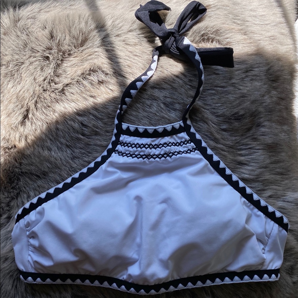 Gianni Bini Bikini - Picture 2 of 7